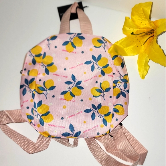 Kendall & Kylie Bag - Picture 6 of 6